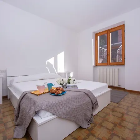 Balcone Di Apartament *